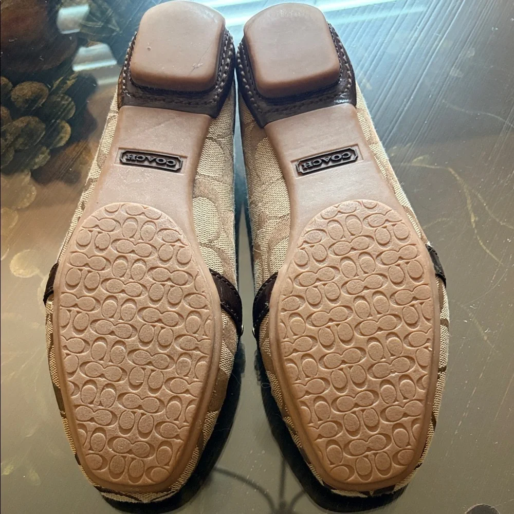Coach Brown Monogram Loafers with Gold Buckles size 8m - Picture 5 of 5